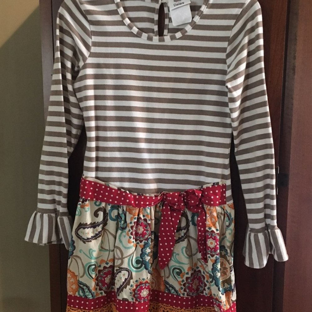 Counting daisies girls dress